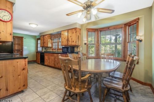 518 Route 31, East Amwell Township NJ  08551-1221 exterior