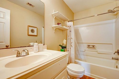 3810 Cloudbluff Ln, Richmond TX  77469-4117 exterior