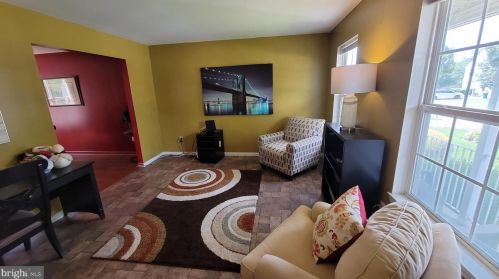 107 Katrin Cir, New Castle, DE 19720-3584