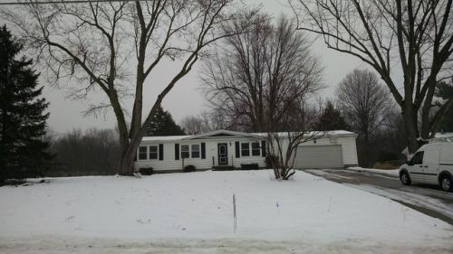 8871 Westfield Rd, Seville, OH 44273-9151