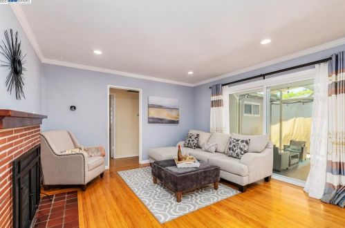 458 Rincon Ave, Livermore CA  94551-6521 exterior