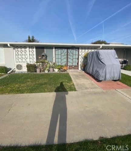 1623 Monterey Rd, Seal Beach, CA 90740-5279