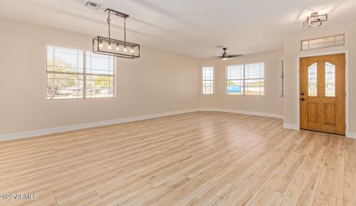 36735 11th Ave, Phoenix AZ  85086-9579 exterior