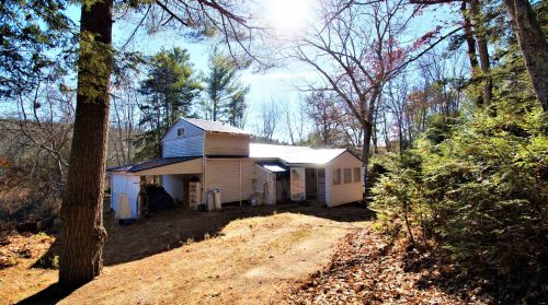 17 Shr Dr, Raymond NH 03077-1313 exterior