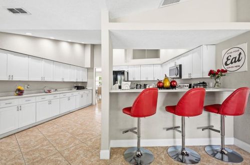705 Chancellar Dr, Lutz FL  33548-4512 exterior
