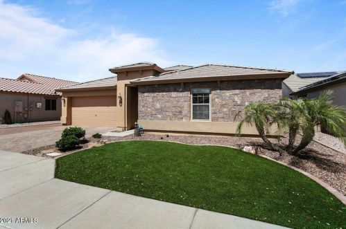 25256 Darrel Dr, Buckeye, AZ 85326-2554