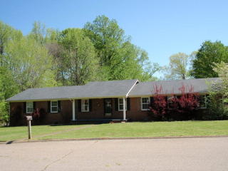 203 Haymont Cir, Paris, TN 38242-5693