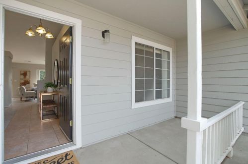 14090 Pinecrest St, Lathrop, CA 95330-9064