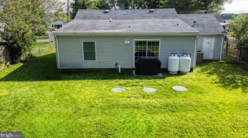 54 Hilldale Rd, Dover DE  19901-3315 exterior