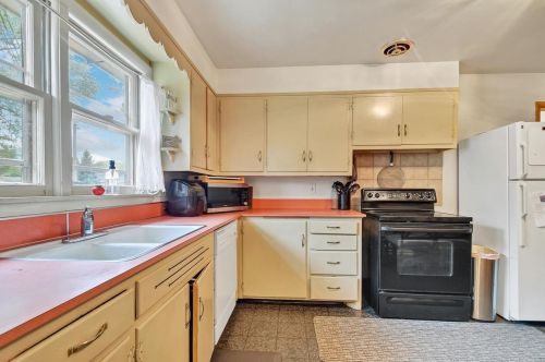 1300 Mccormick St, Green Bay, WI 54301-2540