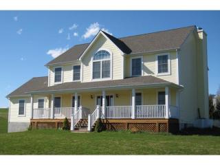4 Innsbruck Rd, Washingtonville, NY 10992-1072