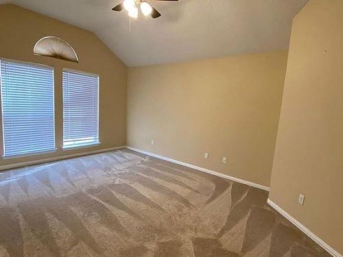 2805 Baze Rd, Euless TX  76039-7859 exterior