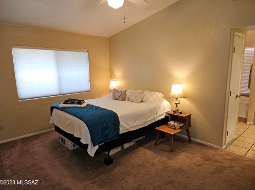 4974 Didion Dr, Tucson AZ 85742-8865 exterior