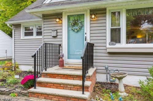 26 Cray Ter, Fanwood, NJ 07023-1507