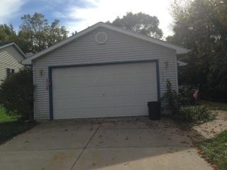 1703 Patricia Ln, Waukesha, WI 53188-2176
