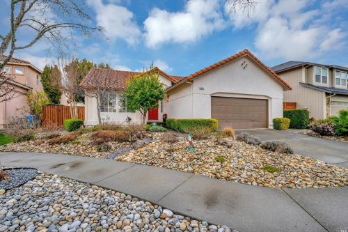 2052 Crave Ct, Santa Rosa, CA 95403-8159