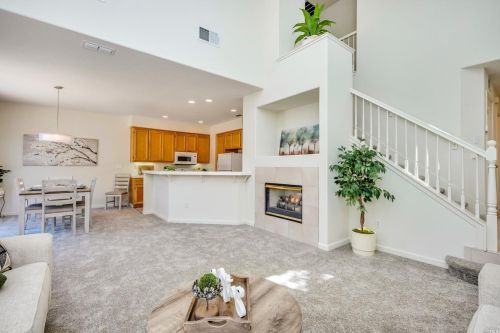 2545 Edgewater Dr, Santa Rosa, CA 95407-4588