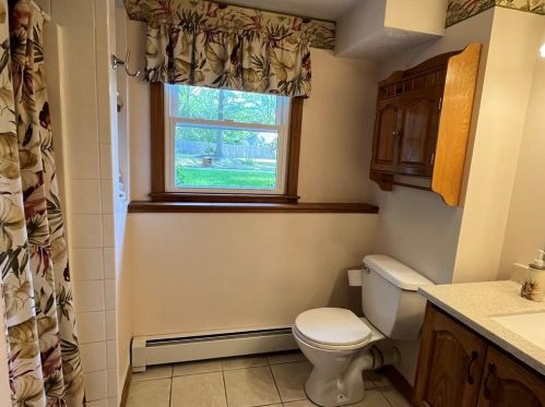 7 Hawthorne Rd, Coventry RI 02816-7630 exterior