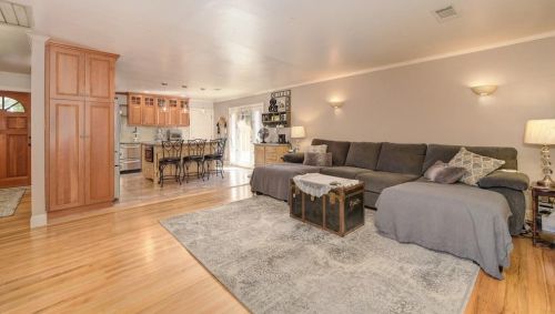 9518 Lake Natoma Dr, Citrus Heights, CA 95662-5021