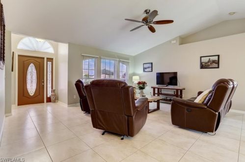 567 Charwood Ave, Lehigh Acres, FL 33974-5955
