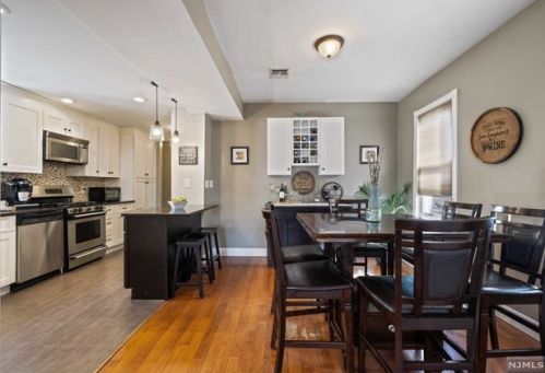23 Maple St, Ridgefield Park NJ  07660-2214 exterior