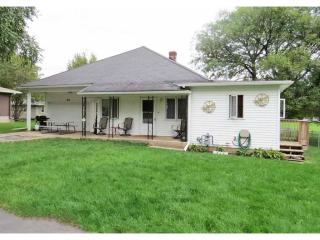 213 7th St, Ogden, IA 50212-3035