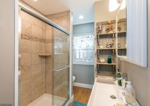 35 Kemah Mecca Lake Rd, Fredon NJ  07860-6617 exterior