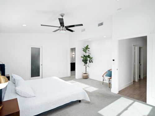 2420 Upas St, San Diego CA  92104-4049 exterior