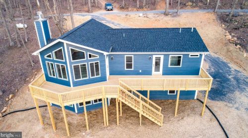 2554 High Top Rd, Linden, VA 22642-5509