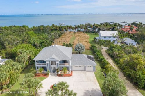 4180 Tropical Trl, Merritt Island, FL 32952-6223