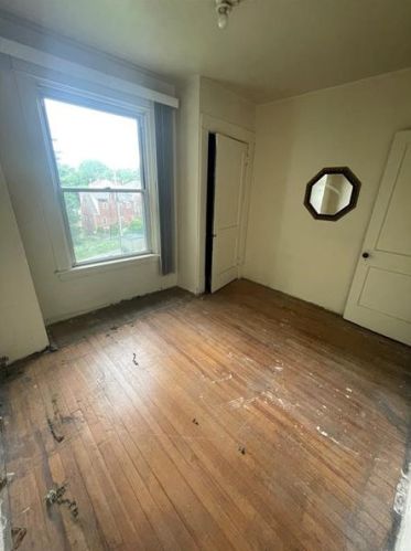 1931 Broadway Ave, Pittsburgh PA  15216-3170 exterior