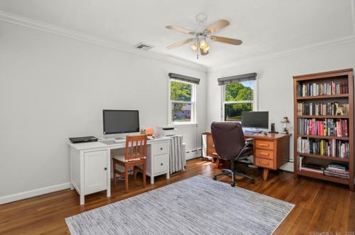 80 Chatfield Dr, Bridgeport CT exterior