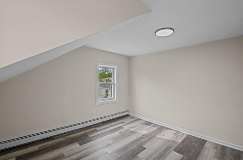 25 Unit St, Providence RI 02909-3940 exterior