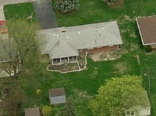 3553 Denise Dr, Toledo, OH 43614-2310