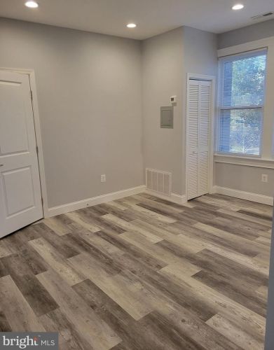 4524 Iowa Ave, Washington, DC 20011-4451