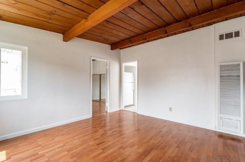 4217 Gresham St, San Diego CA  92109-5342 exterior