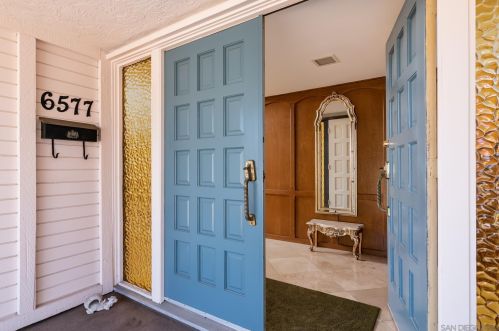 6577 Hopedale Ct, San Diego CA  92120-3211 exterior