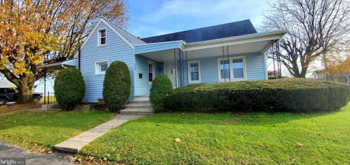 433 Indian Manor Dr, Dauberville, PA 19533-8604