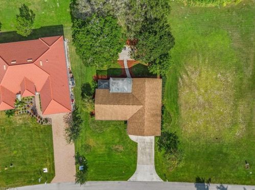 18061 Royal Hammock Blvd, Naples FL  34114-8944 exterior