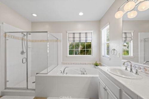 45730 Shasta Ln, Temecula CA  92592-1383 exterior