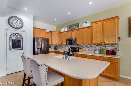 2690 Dragoon Dr, Chandler, AZ 85286-5658