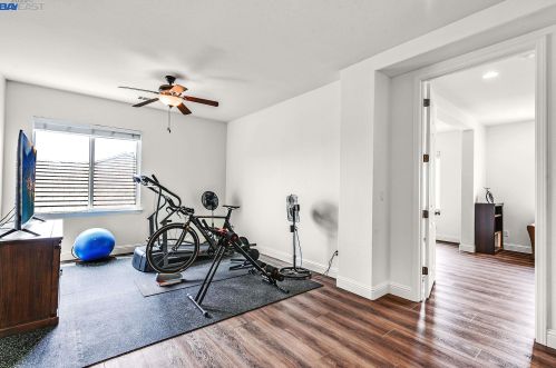 66 Sunchase Ct, Oakley CA  94561-4425 exterior