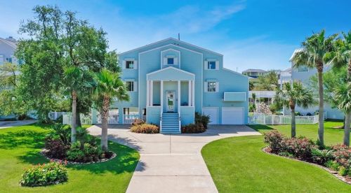 13419 Moyenne Pl, Galveston, TX 77554-6421