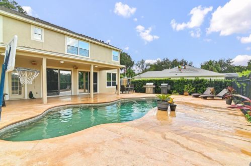 3640 Tayside Ct, Apopka FL  32712-4709 exterior