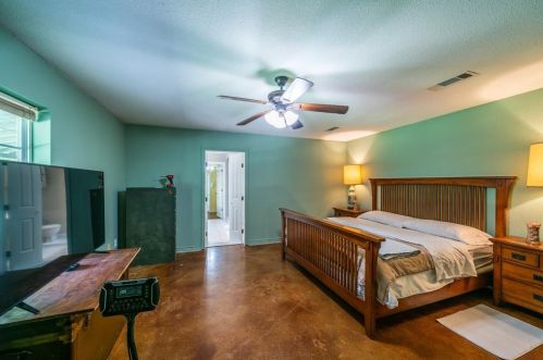 1511 Walnut Grv Rd, Midlothian TX  76065-4749 exterior