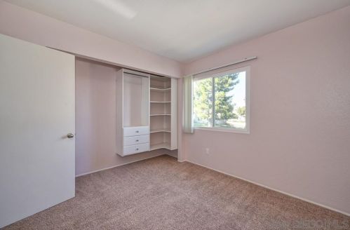 1477 Falcon Ln, El Cajon CA  92020-1426 exterior