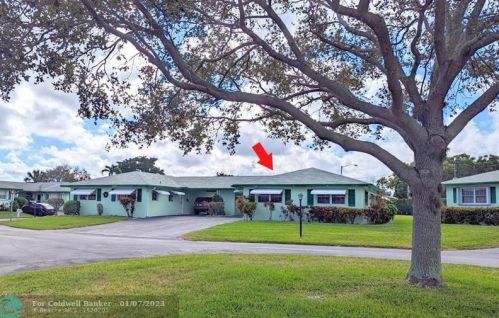 620 Hummingbird Ln, Delray Beach, FL 33445-1815