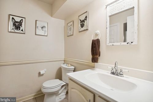 7 Branch Ct, Harrison Township NJ  08062-4729 exterior