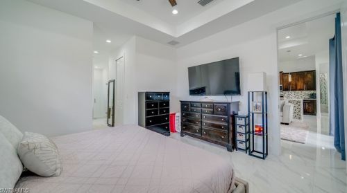 1013 6th Ave, Cape Coral FL  33909-1365 exterior