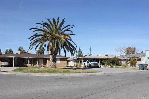 508 Charlana Dr, Bakersfield, CA 93308-2330